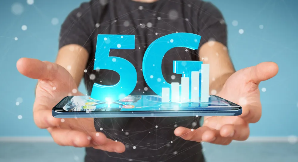 5G Technology: Revolutionizing Mobile Networks and Transforming Industries